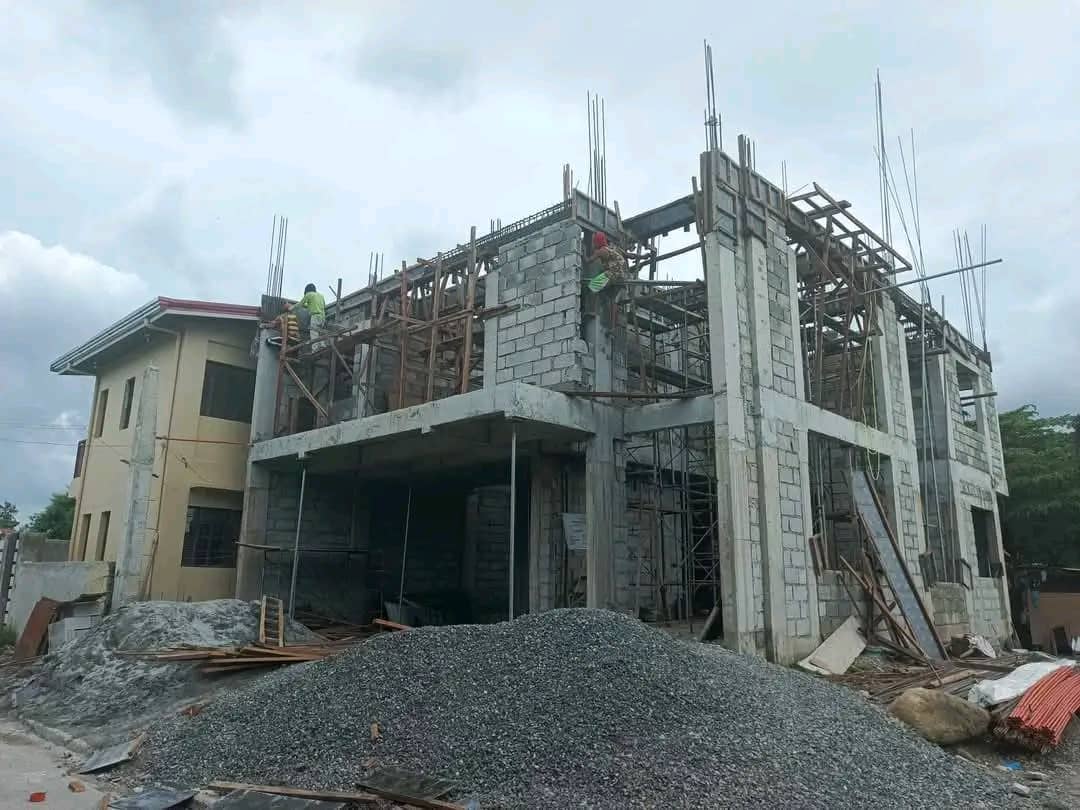 Brave Constructors division