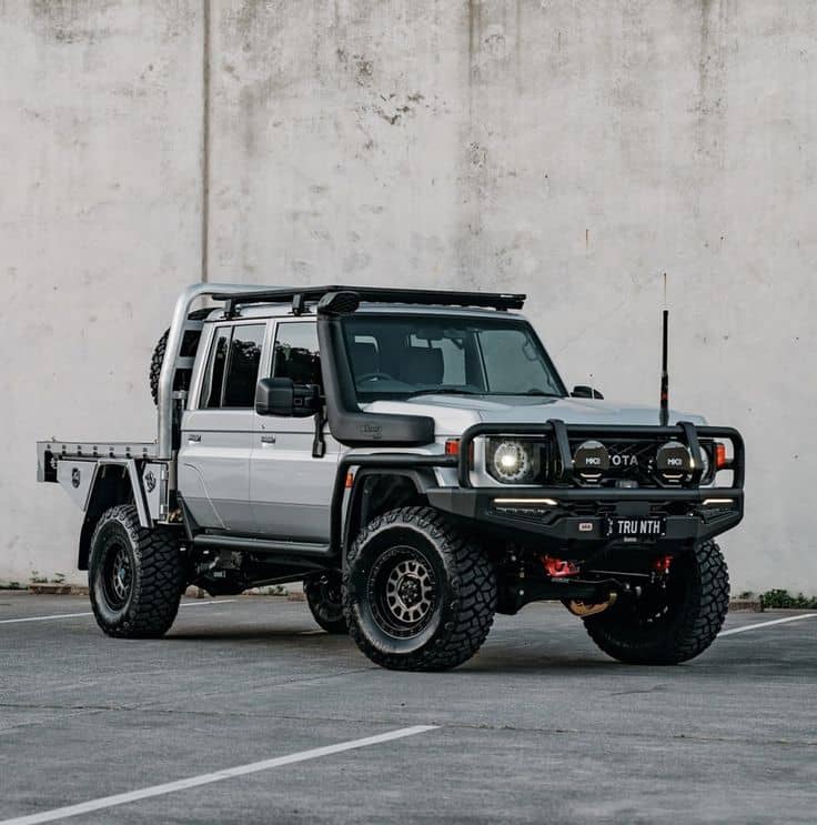 TLC79 Dual Cab Rear View